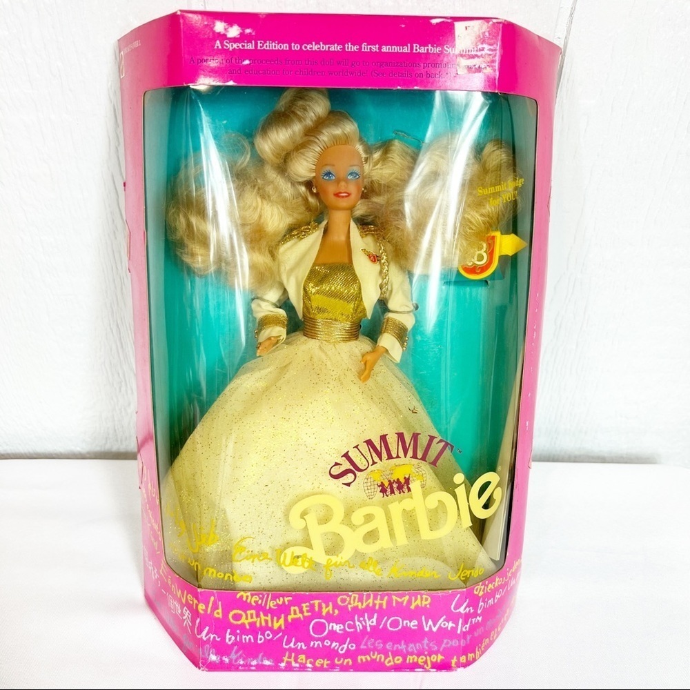 NEW Summit Barbie Doll Special Edition Vintage 1990 Barbie Doll